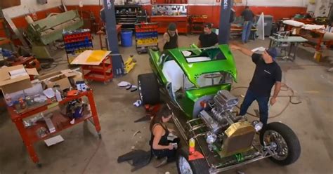 Heres What To Expect From Gotham Garage Car Masters: Rust。